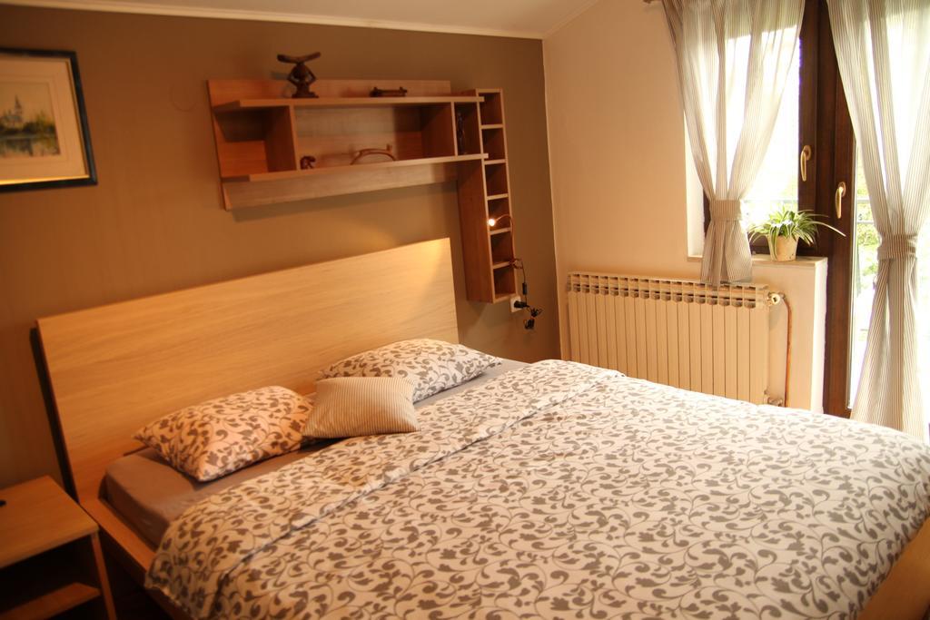 Apartments Strmac Slunj Exterior photo
